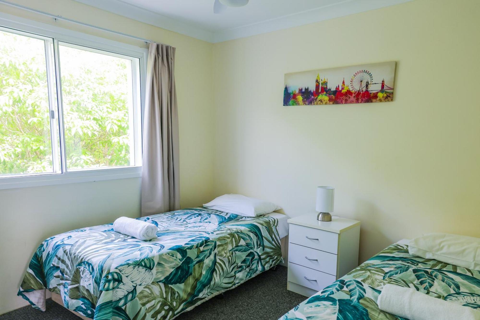 Le Lavandou Holiday Apartments Gold Coast Exterior photo