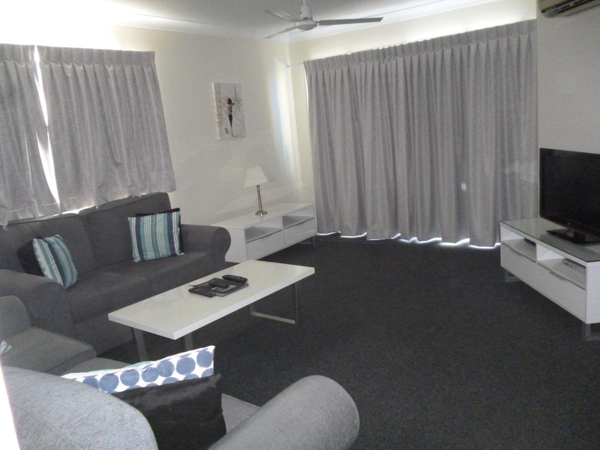 Le Lavandou Holiday Apartments Gold Coast Exterior photo