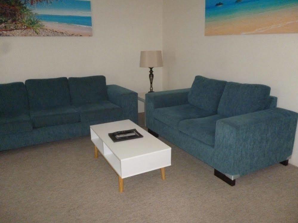 Le Lavandou Holiday Apartments Gold Coast Exterior photo